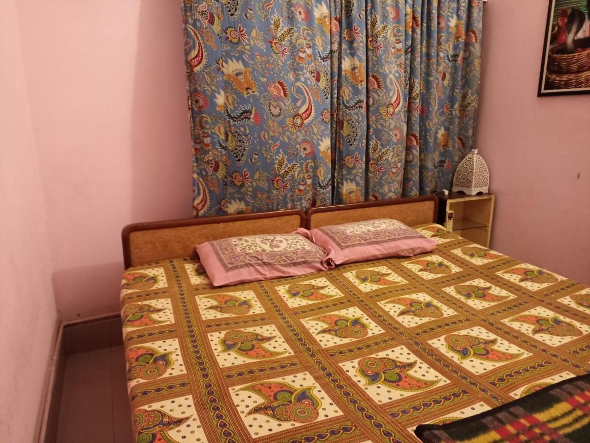 Brown Bread Bakery Guest House Varanasi Exterior foto